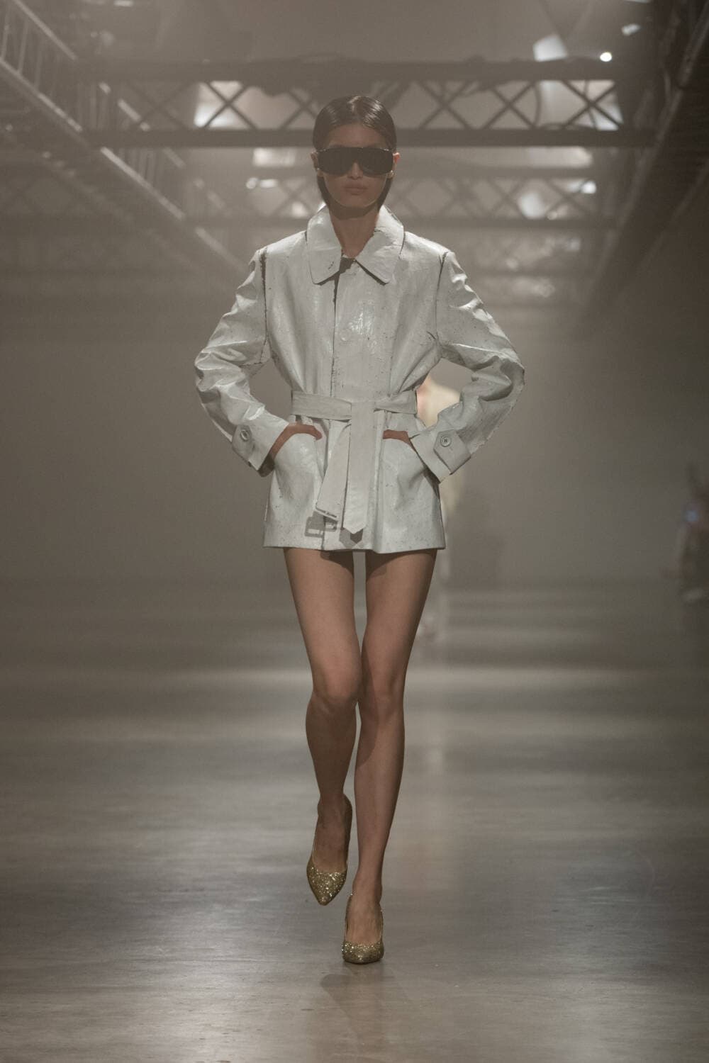 MM6 Maison Margiela: Ready-To-Wear SS25 - 10 Magazine